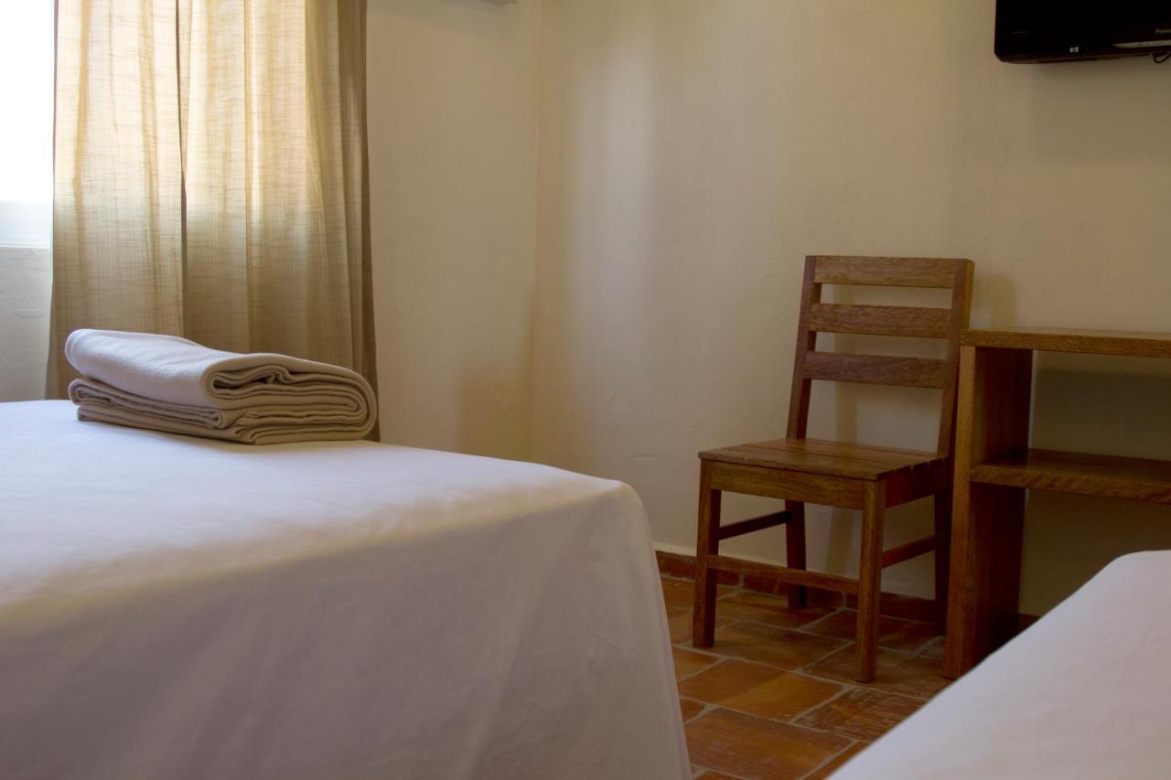 Bungalows Las Arenas San Patricio Melaque Εξωτερικό φωτογραφία