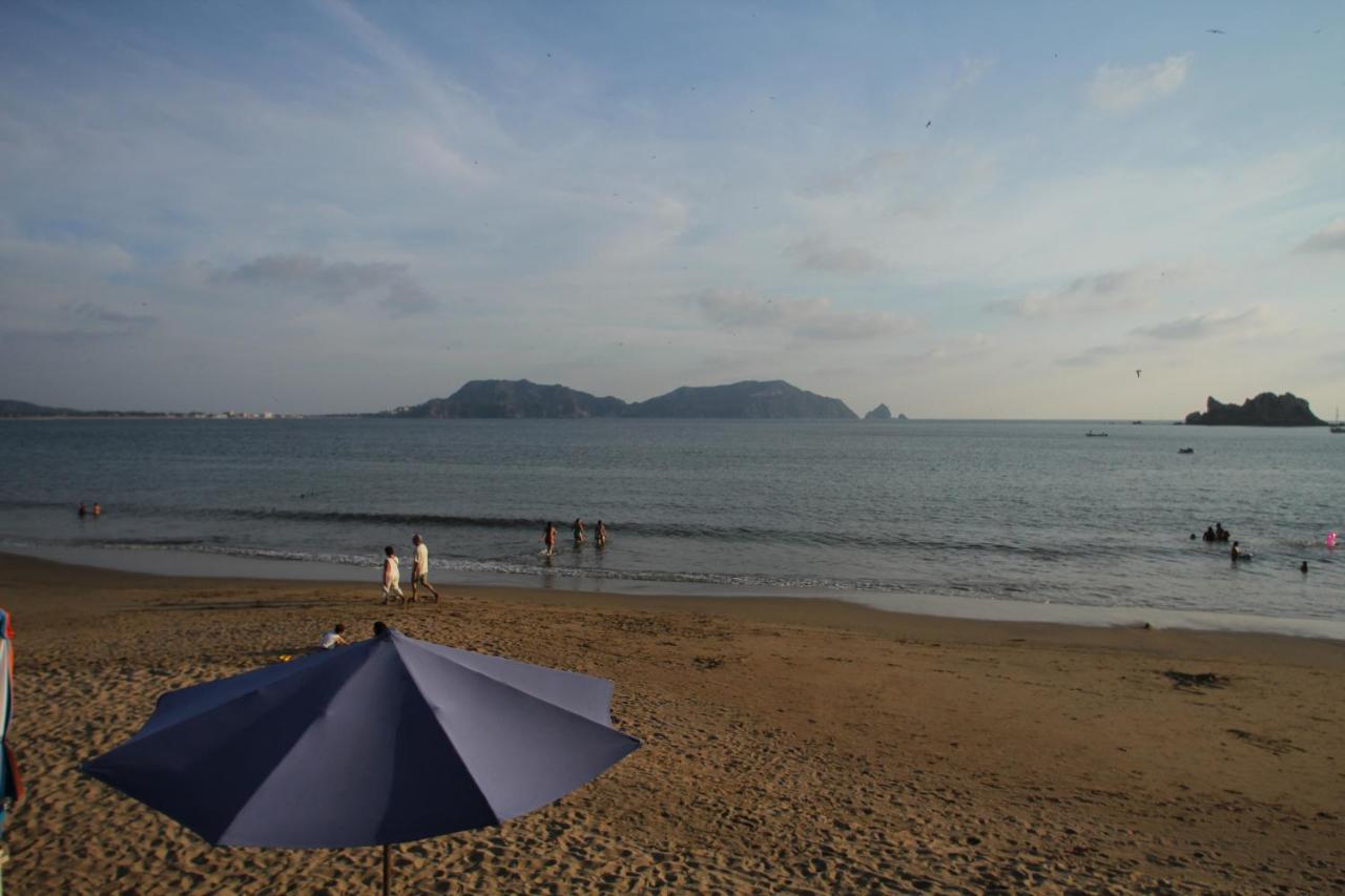 Bungalows Las Arenas San Patricio Melaque Εξωτερικό φωτογραφία