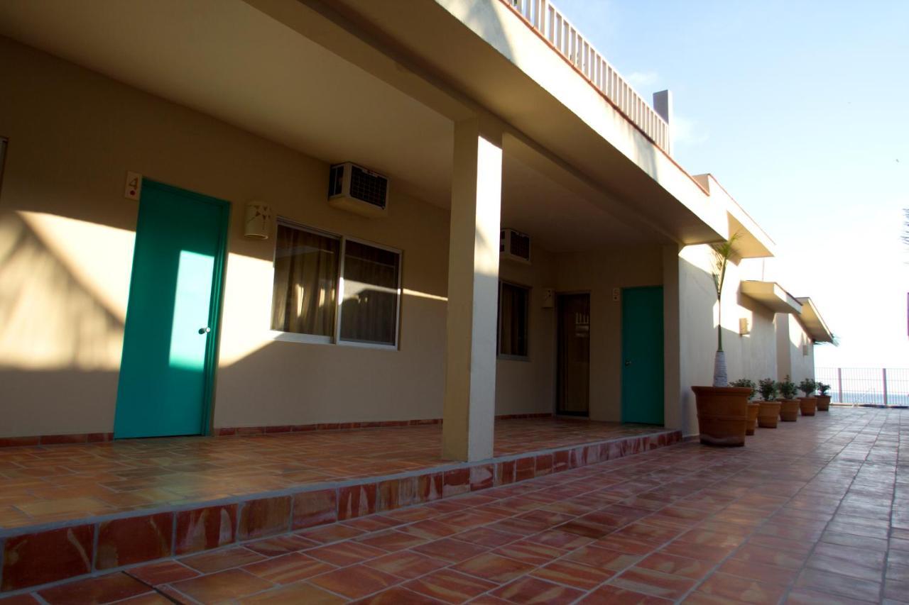 Bungalows Las Arenas San Patricio Melaque Εξωτερικό φωτογραφία