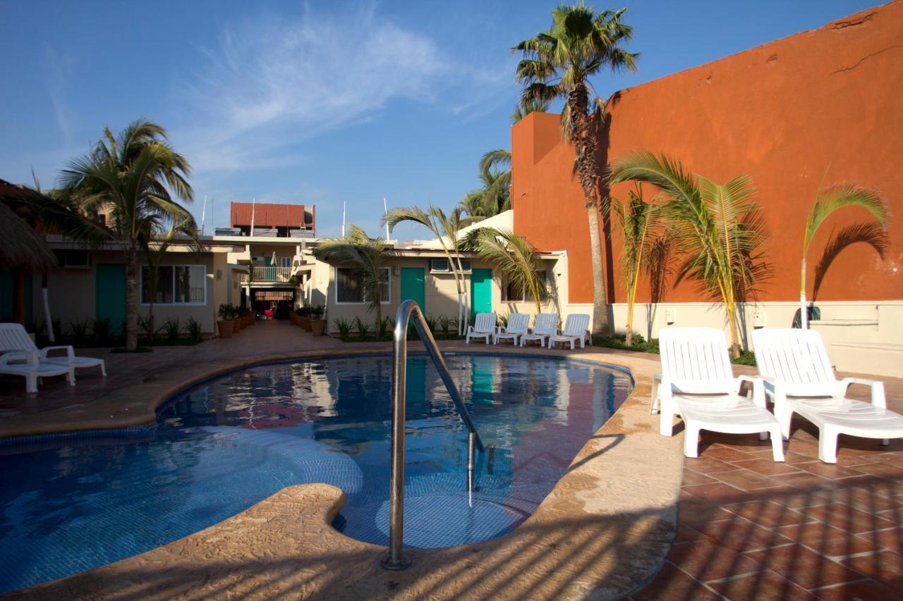 Bungalows Las Arenas San Patricio Melaque Εξωτερικό φωτογραφία