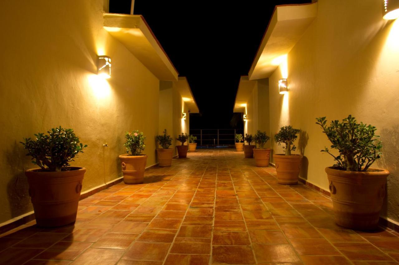 Bungalows Las Arenas San Patricio Melaque Εξωτερικό φωτογραφία