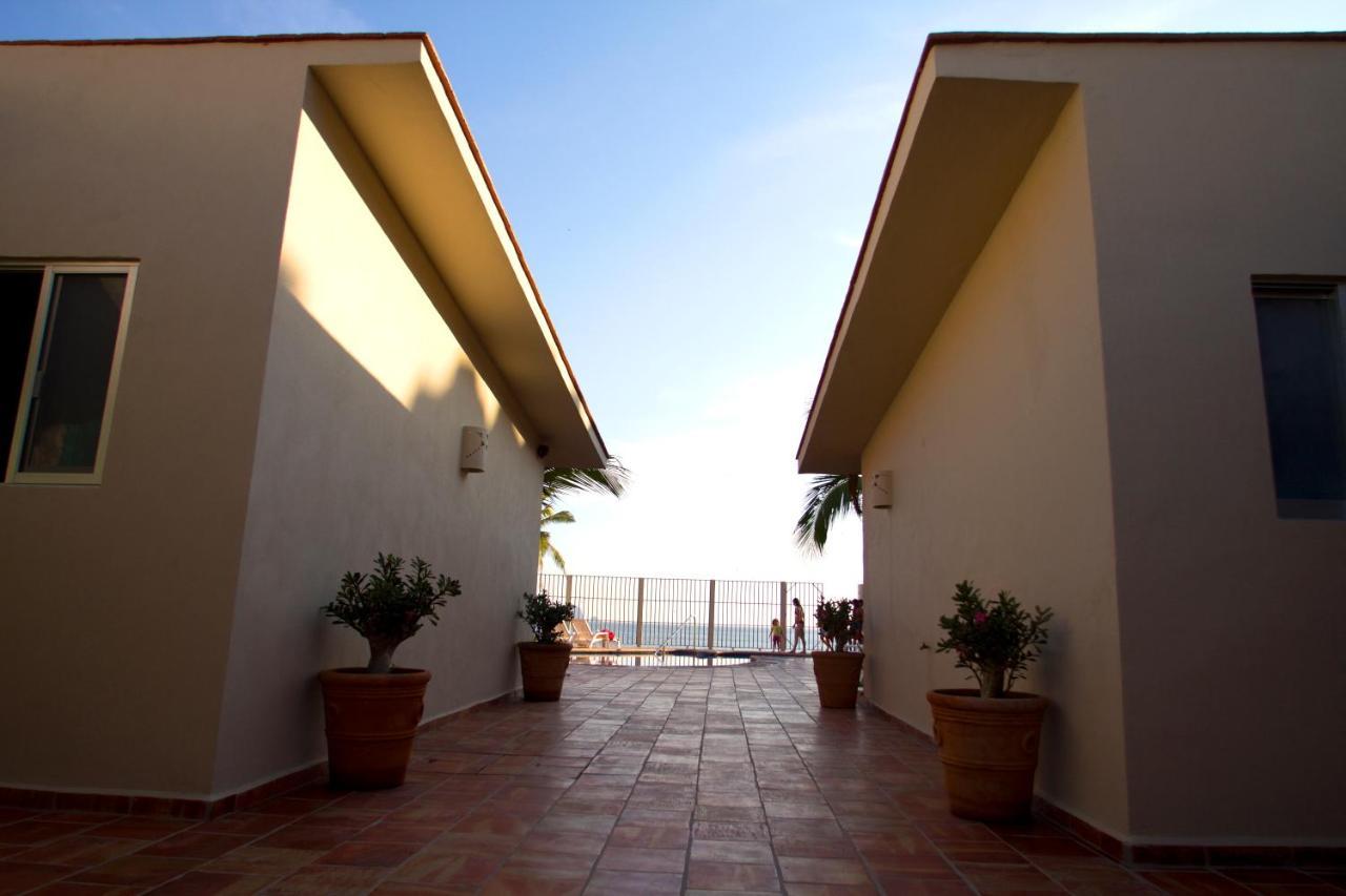 Bungalows Las Arenas San Patricio Melaque Εξωτερικό φωτογραφία