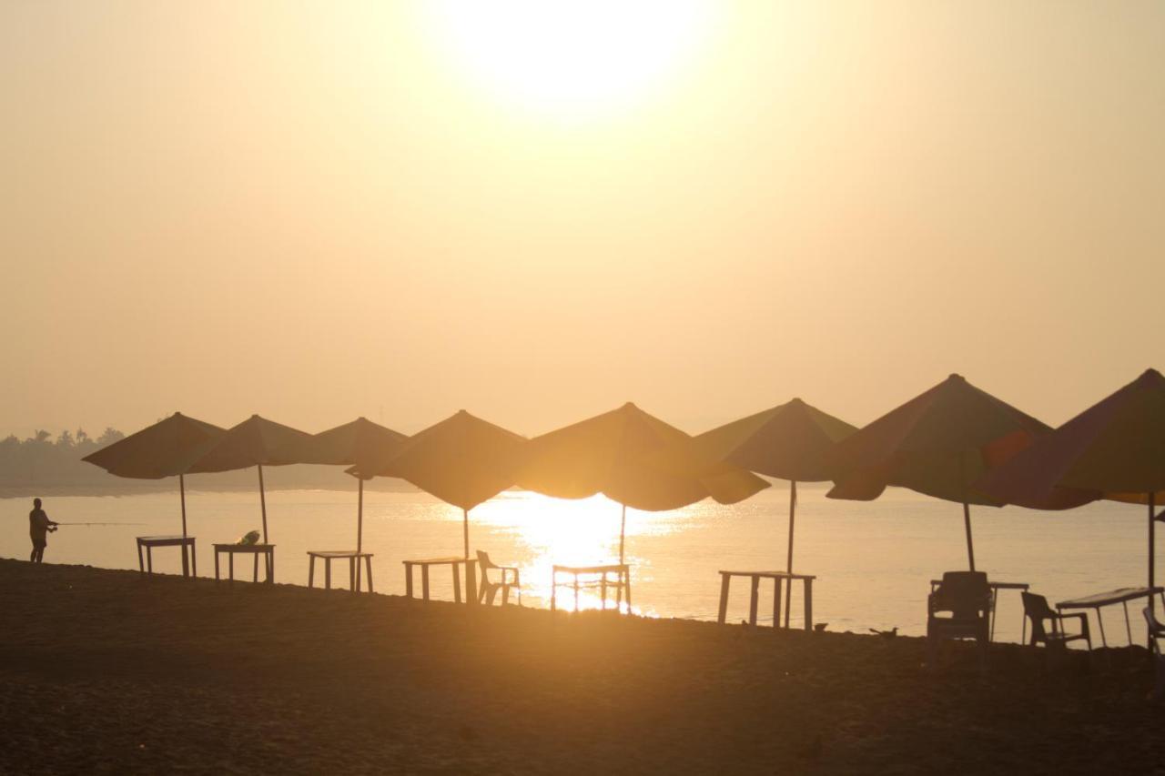 Bungalows Las Arenas San Patricio Melaque Εξωτερικό φωτογραφία