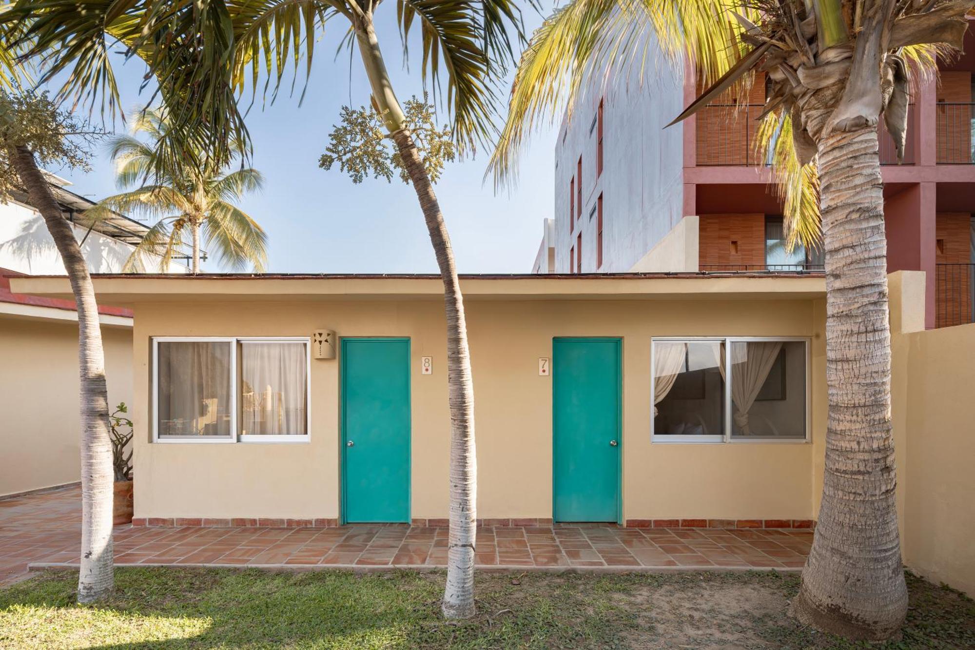 Bungalows Las Arenas San Patricio Melaque Εξωτερικό φωτογραφία