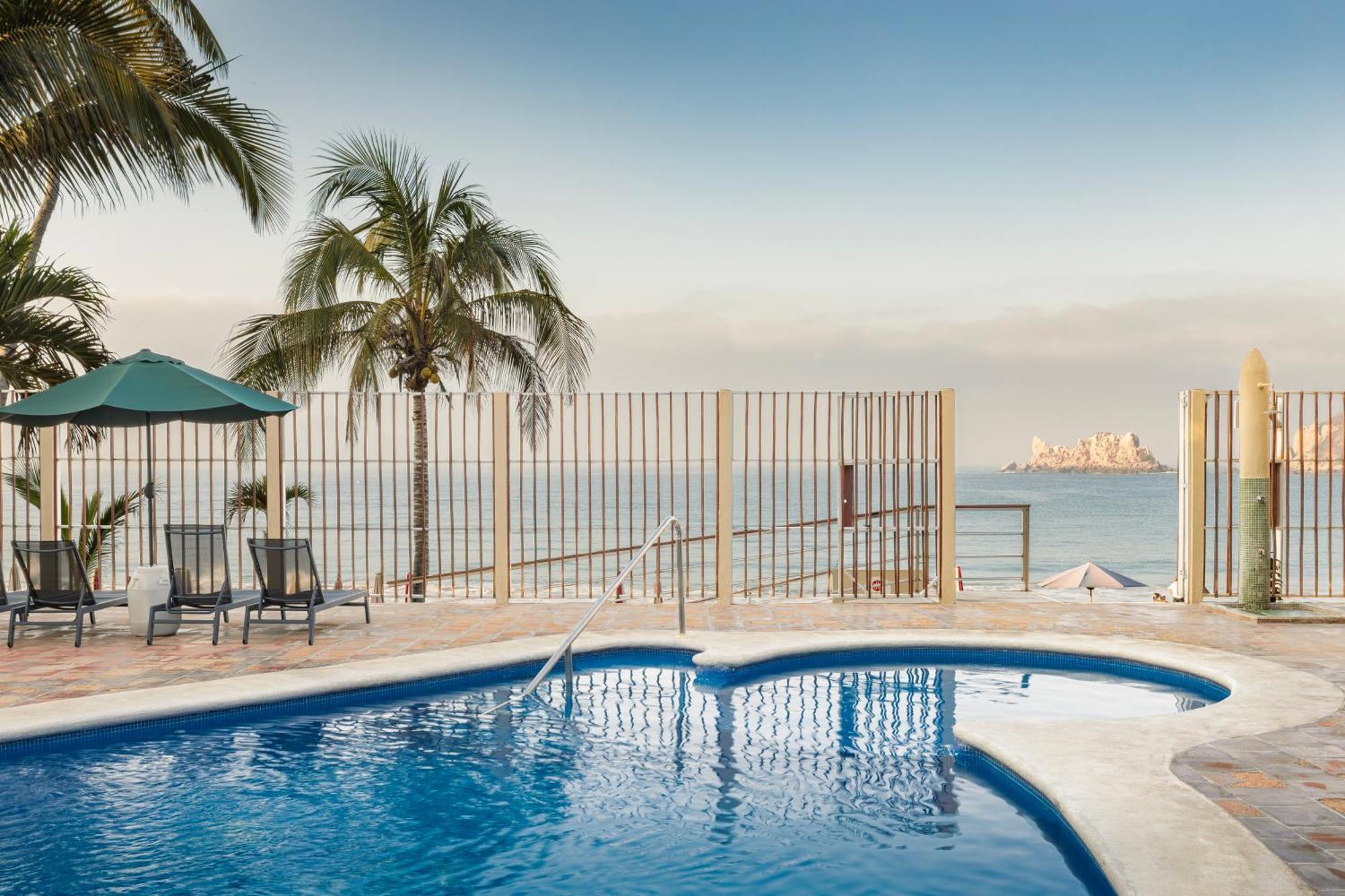 Bungalows Las Arenas San Patricio Melaque Εξωτερικό φωτογραφία