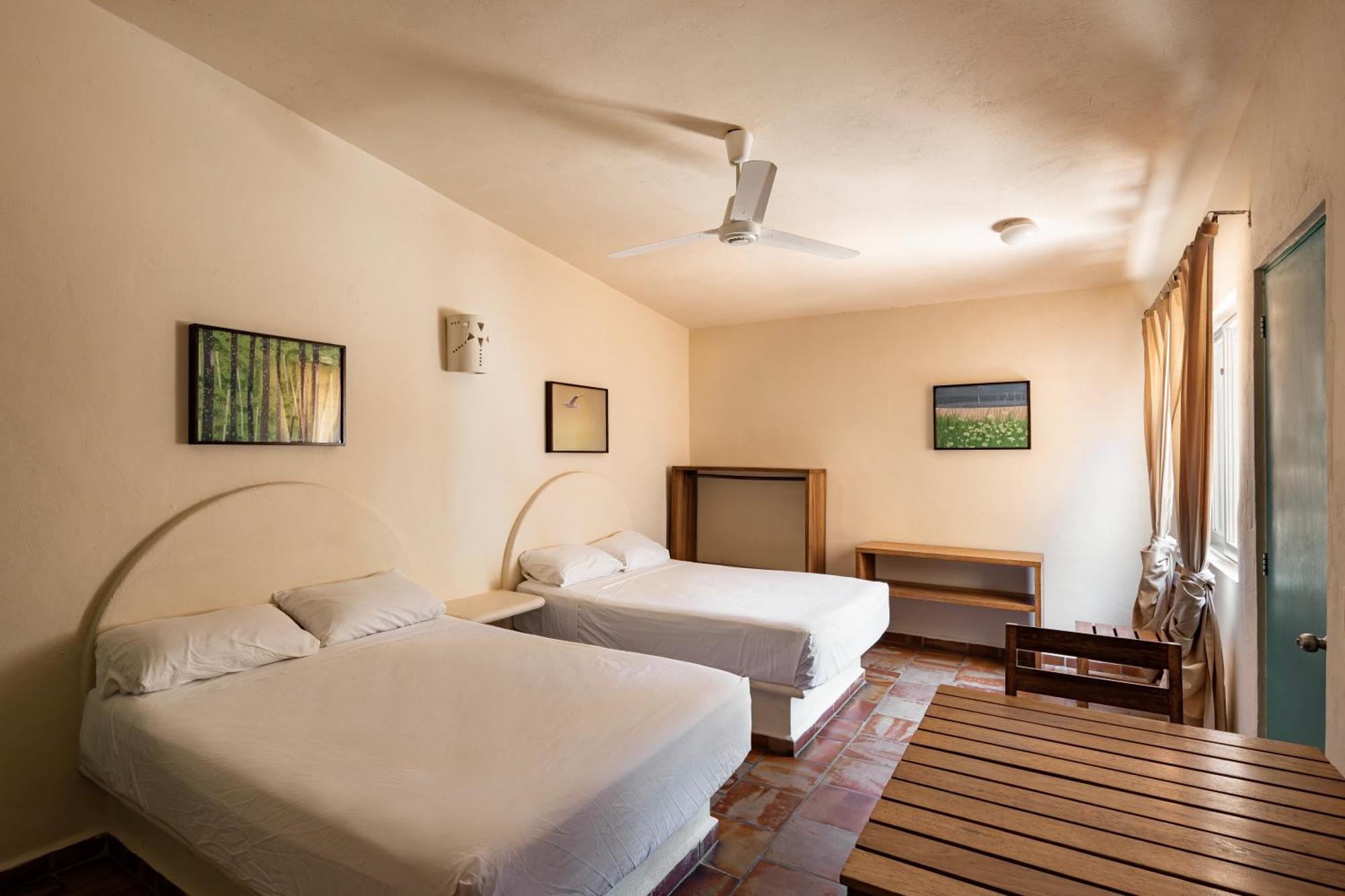 Bungalows Las Arenas San Patricio Melaque Εξωτερικό φωτογραφία